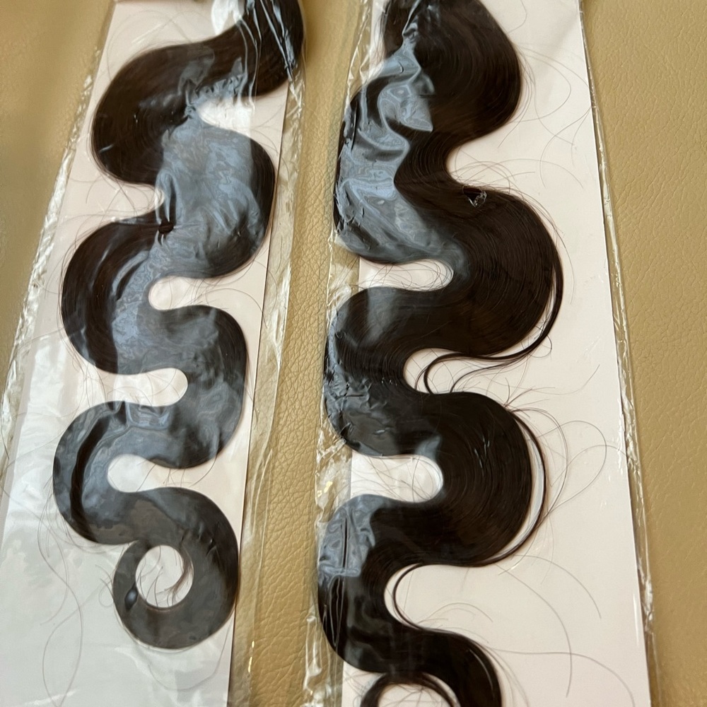 2 REMY Hair extensions